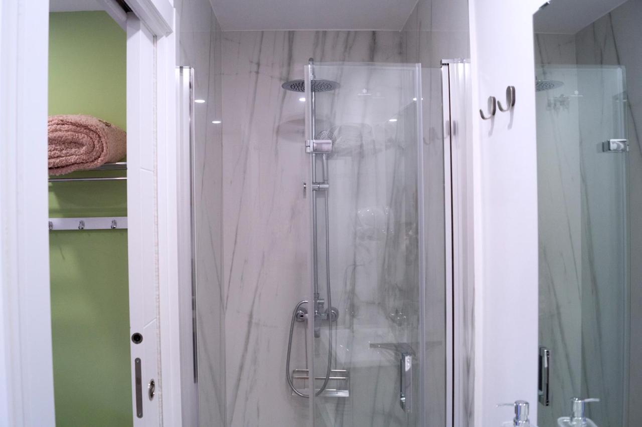 Moncloa Room Apartments Madrid Ngoại thất bức ảnh